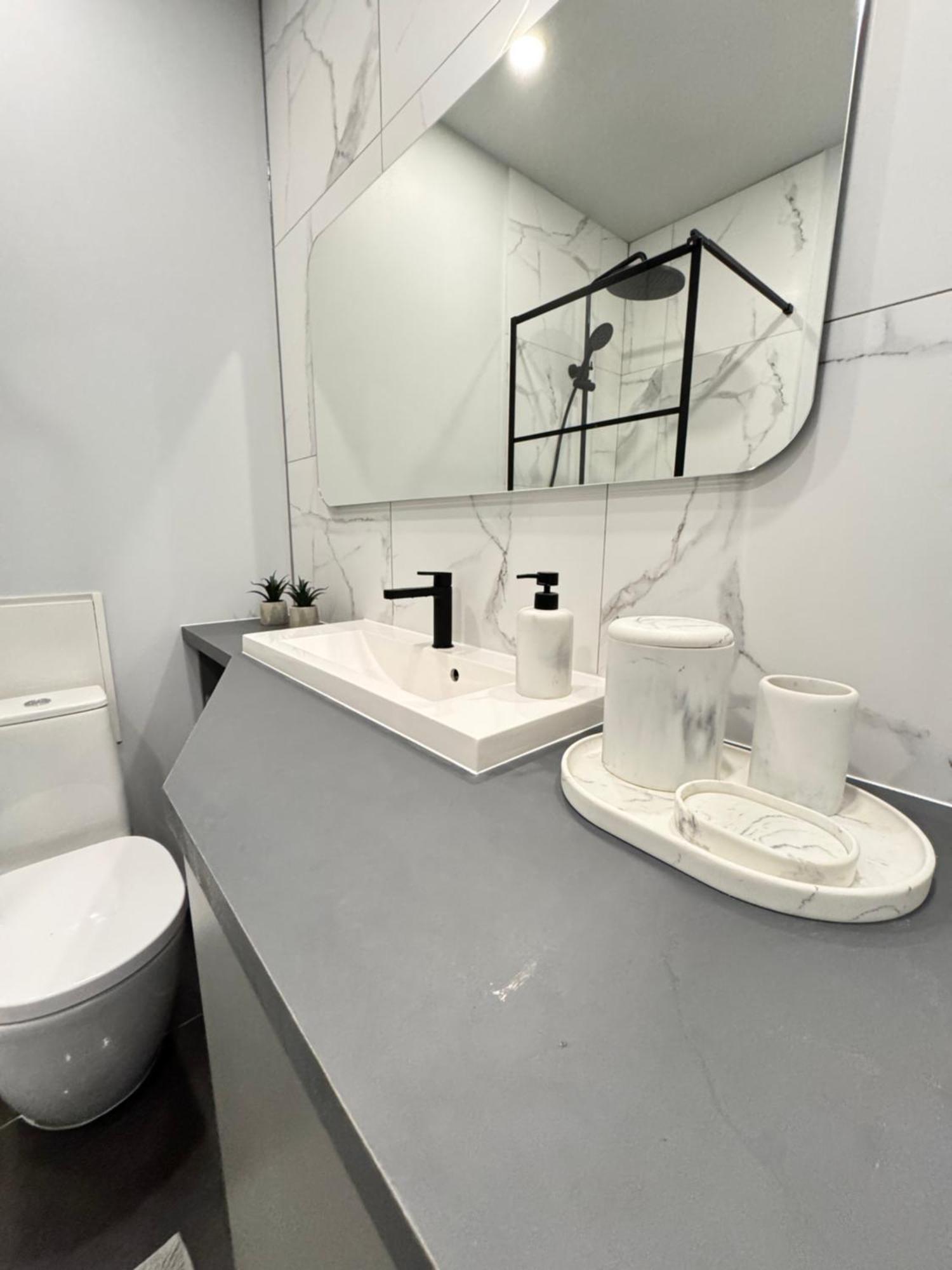 Evis Ltd Apartments 1 เรเซกเน ภายนอก รูปภาพ